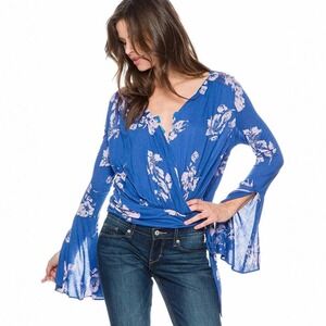 Free People Fiona Flare Sleeve Wrap Top Purple Bohemian Womens Size small Hippie